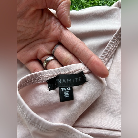 Dynamite halter top - Picture 4 of 4